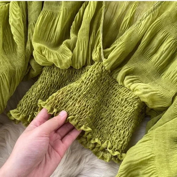 Chartreuse Green Chiffon Long Sleeve Bell Sleeve Top | Brand New | Small - Picture 5 of 9